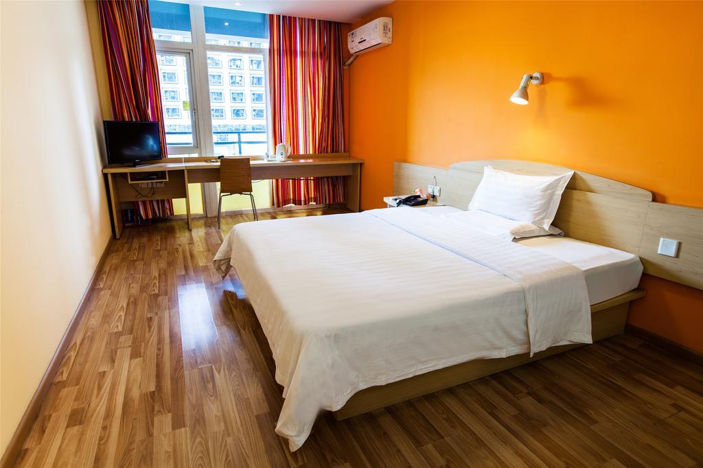 7Days Inn Shanghai Caobao Road Metro Station Chambre photo